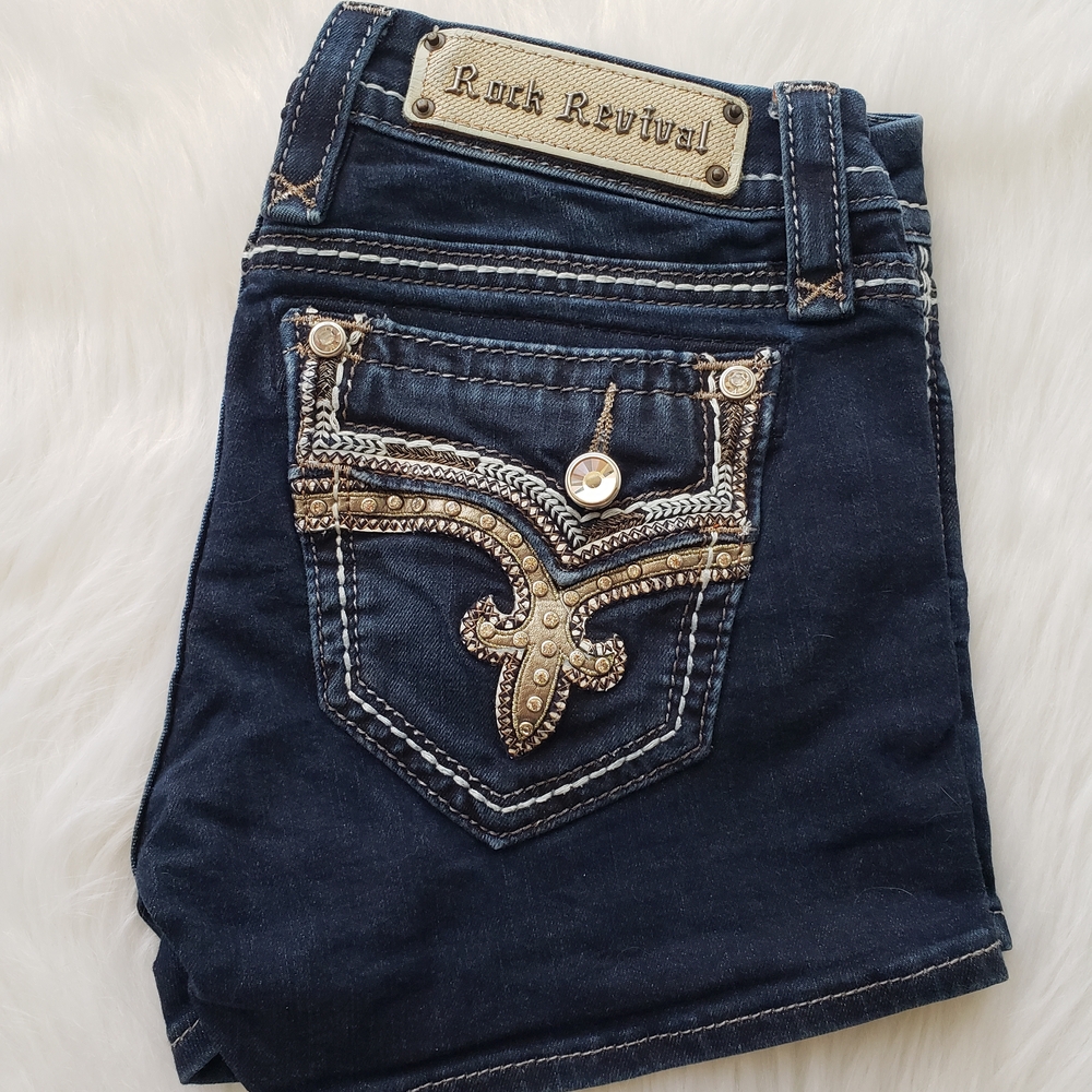 Rock Revival Blue Jeans with Decorative Stitching